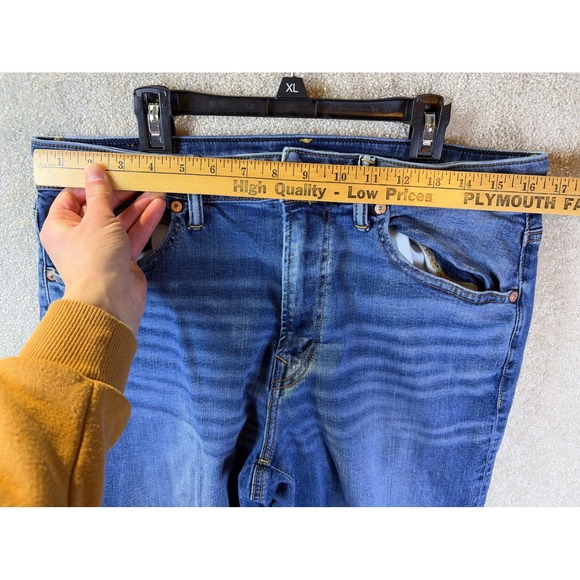 American Eagle Jeans Men's 33x32 (Fits 33x30) Blue Denim Athletic Straight - Picture 6 of 9